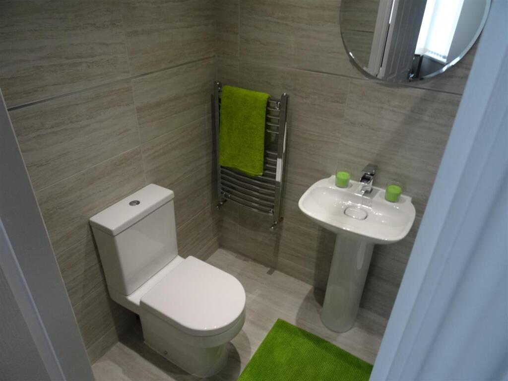 Apartment in Newcastle upon Tyne - View 4