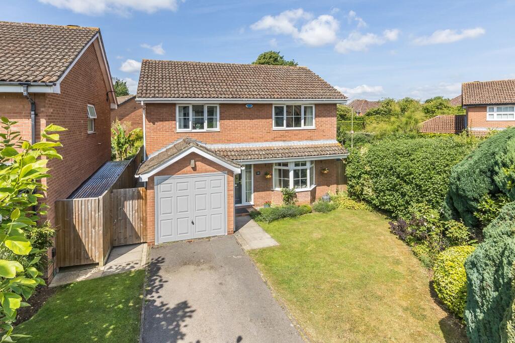4-bed detached on Stevenson Drive, Abingdon, OX14, £600,000