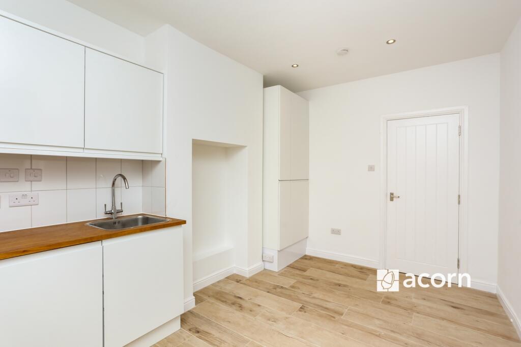 Main image of property: Catford Hill London SE6