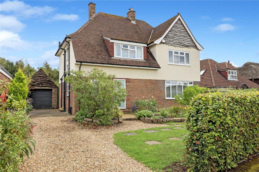 4-bed detached on The Crescent, Nunthorpe, TS7, £475,000