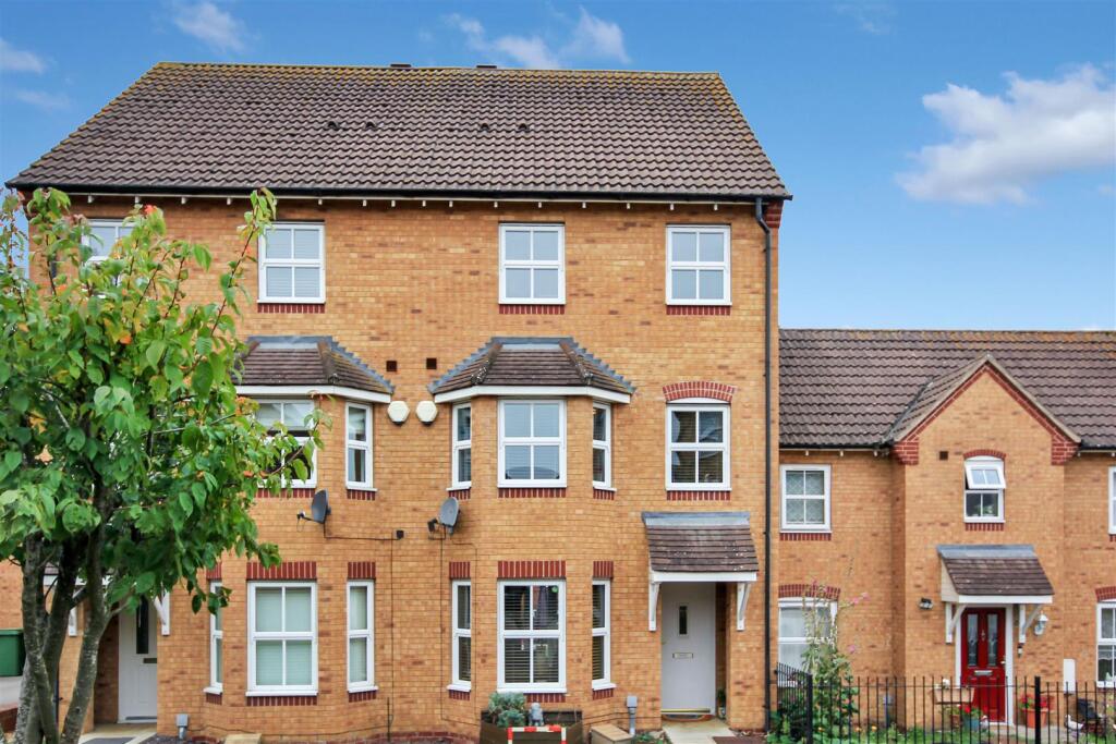 Main image of property: NN8 Spencer Road, Wellingborough