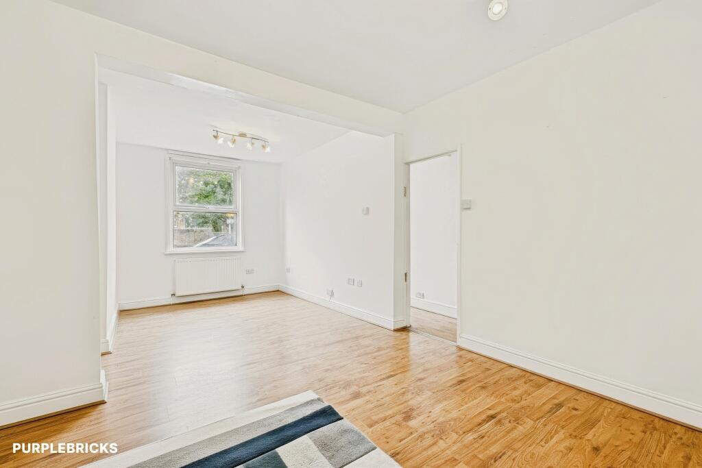 House in Northampton, Semilong - View 5