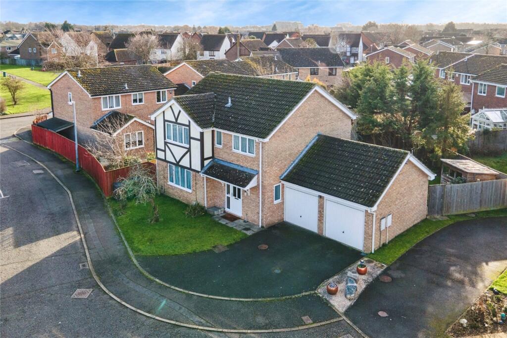 Main image of property: Lander Close, Milton, Cambridge, Cambridgeshire, CB24