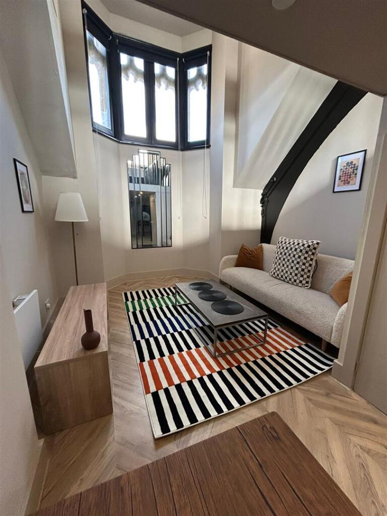 Main image of property: The Headrow, Leeds