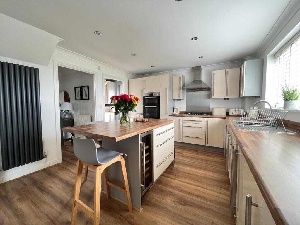 88 Bryn Celyn, Llanharry, CF72 9ZE photo 5