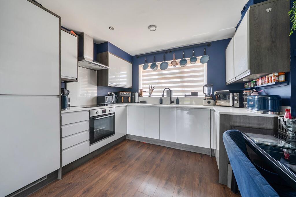 Bedford Road, Henlow, Henlow, SG16 - More