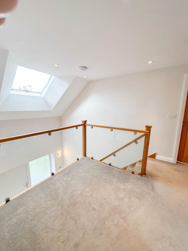 Additional image 42 of Pilton