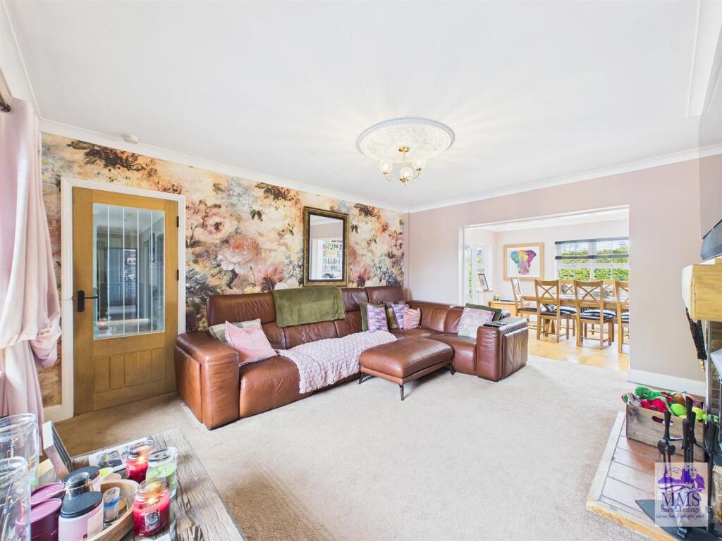 House in Rochester - View 4