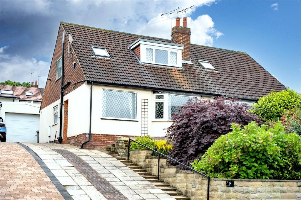 Main image of property: Newlay Wood Avenue, Horsforth, Leeds, West Yorkshire
