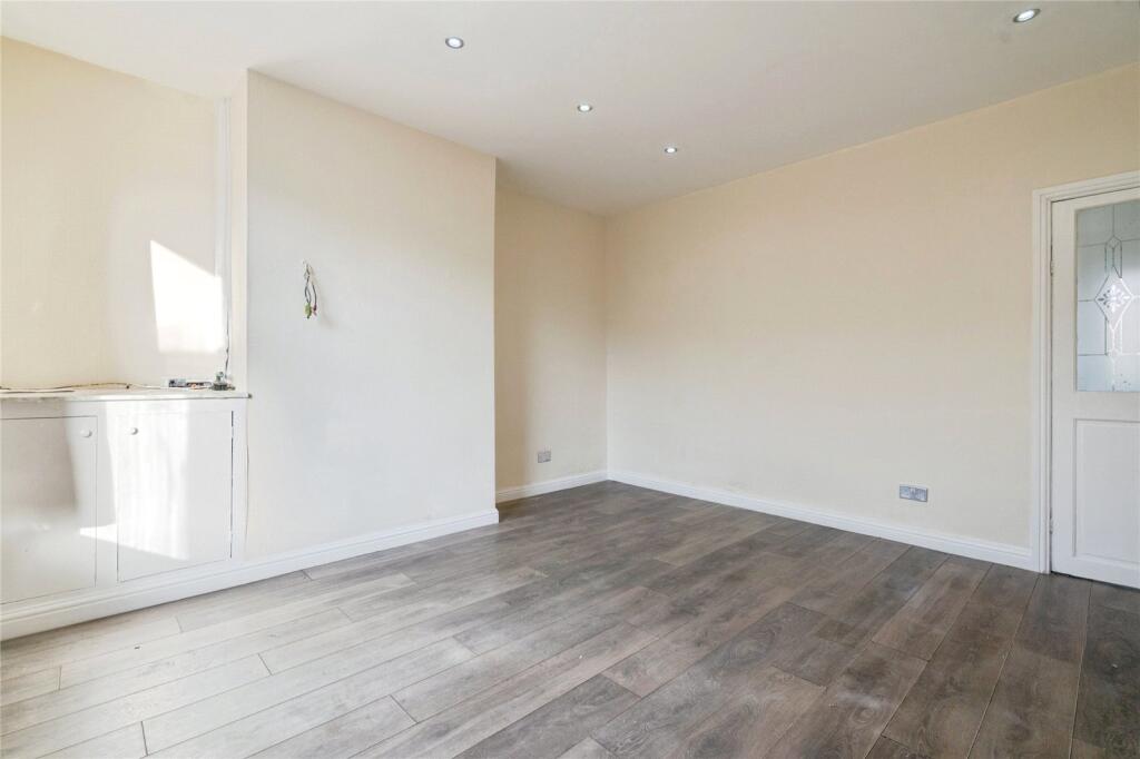 Varley Road, Bolton, Greater Manchester, BL3 photo 3