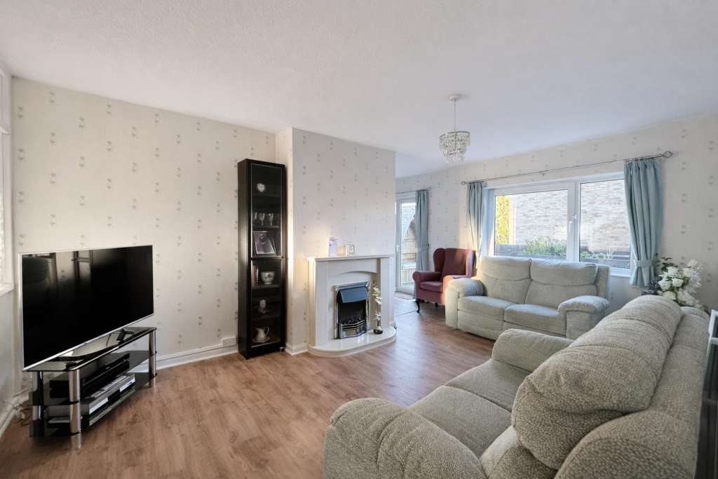 House in Northampton, Abington - View 2