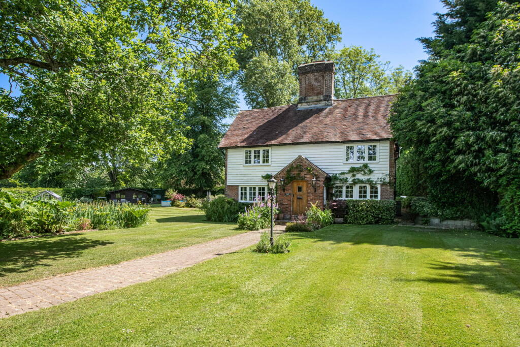 Main image of property: Brighton Road, Monks Gate, Horsham, West Sussex, RH13 6JD