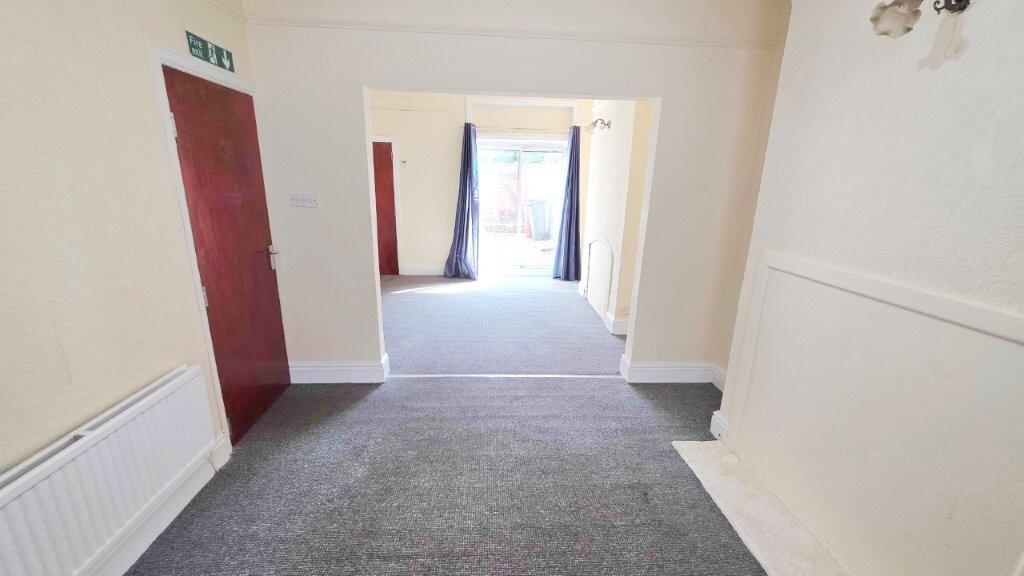 42, Glenolden Street, Clayton photo 3