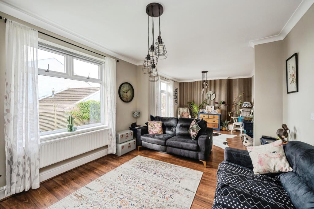 House in Swansea, Killay - View 4