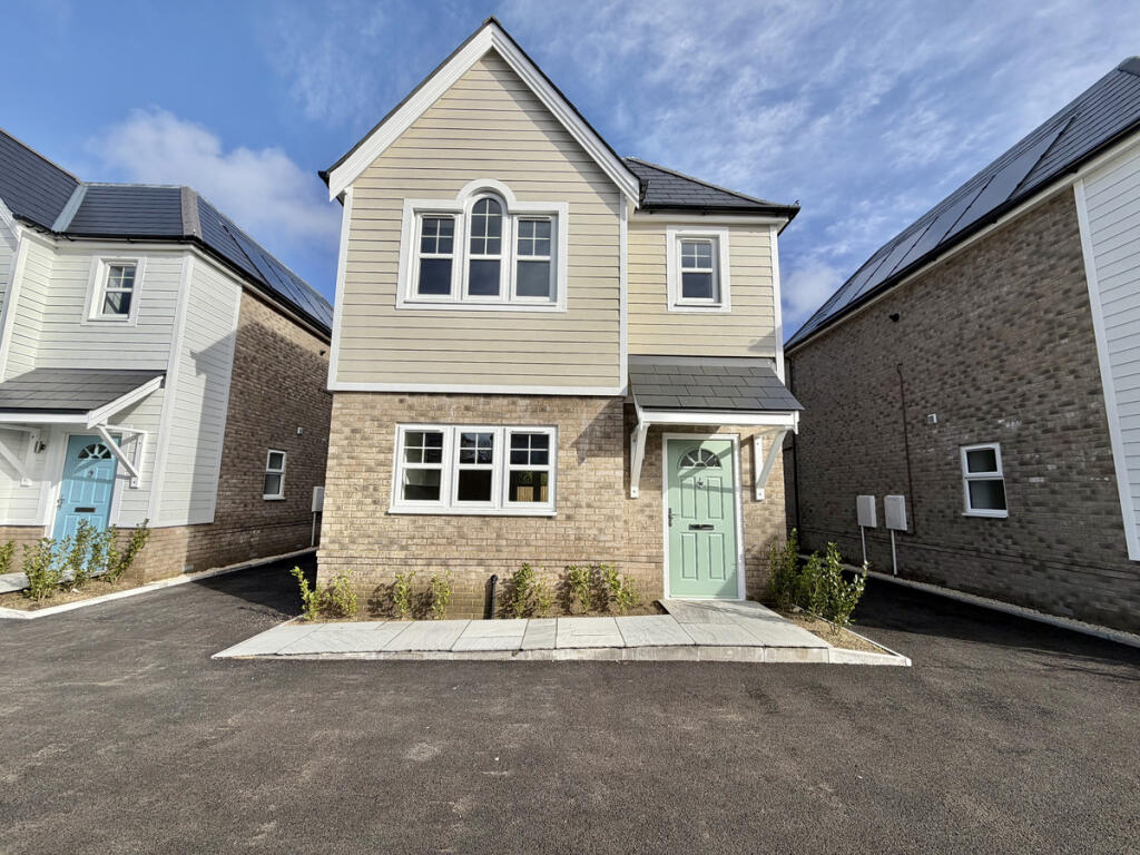 Main image of property: Blandford Road, Hamworthy, Poole, BH15