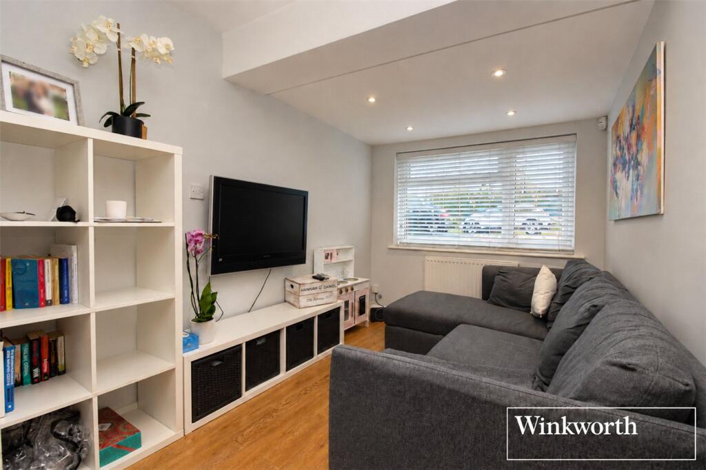 Anthony Road, Borehamwood, Hertfordshire, WD6 photo 4