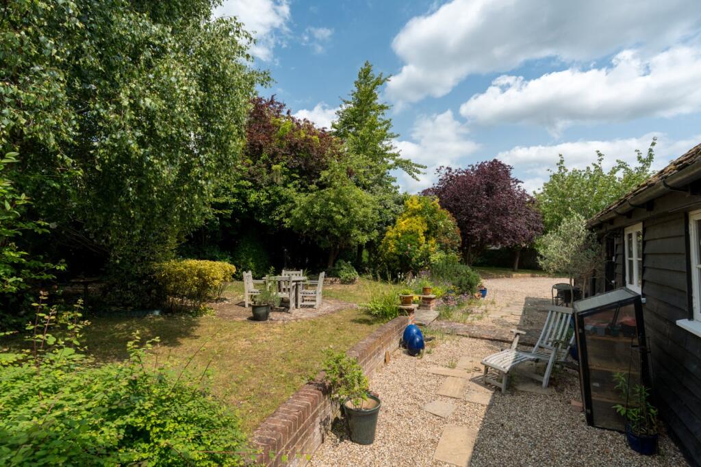 Wix Road, Ramsey, Harwich, Essex, CO12 photo 4