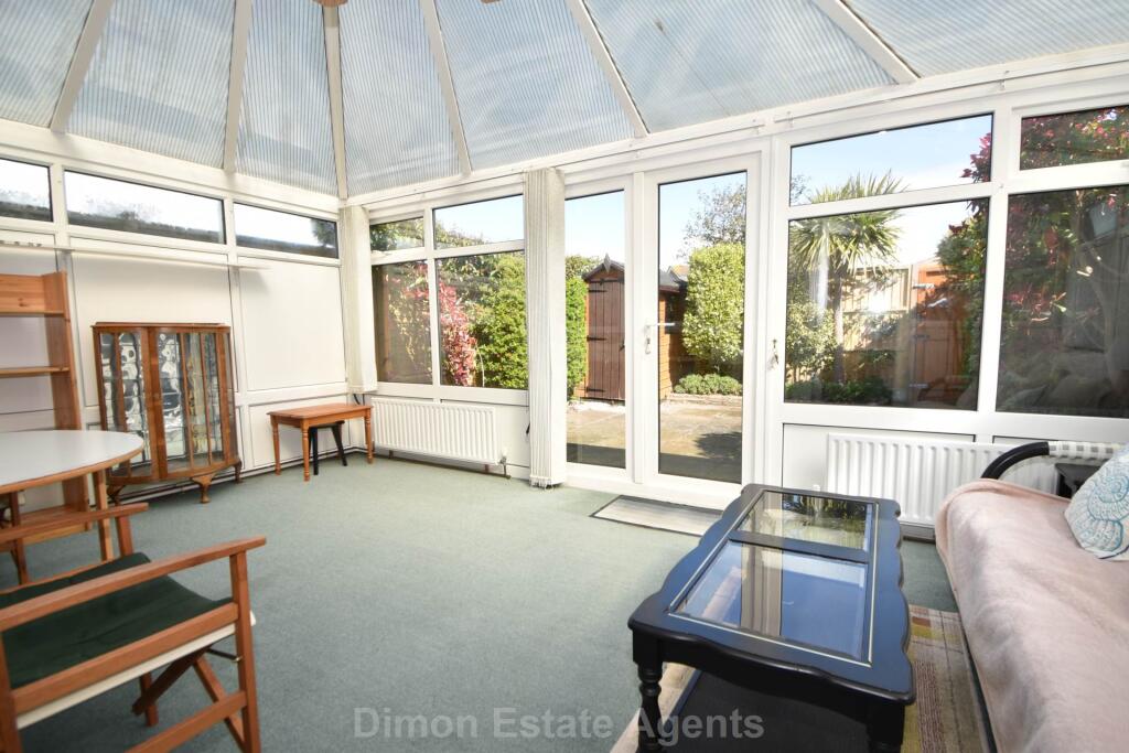 Martello Close, Gomer photo 4