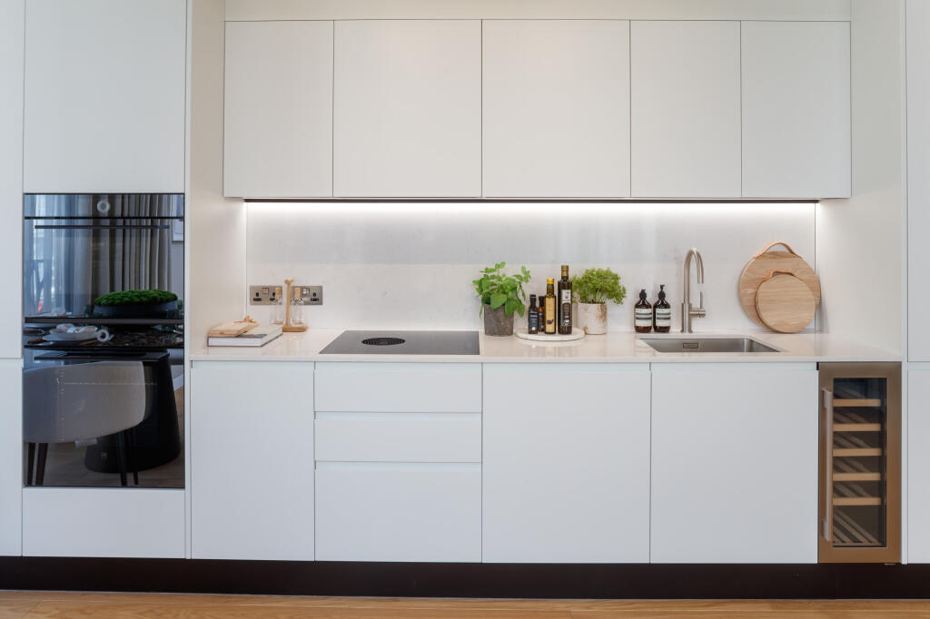Apartment in London - More