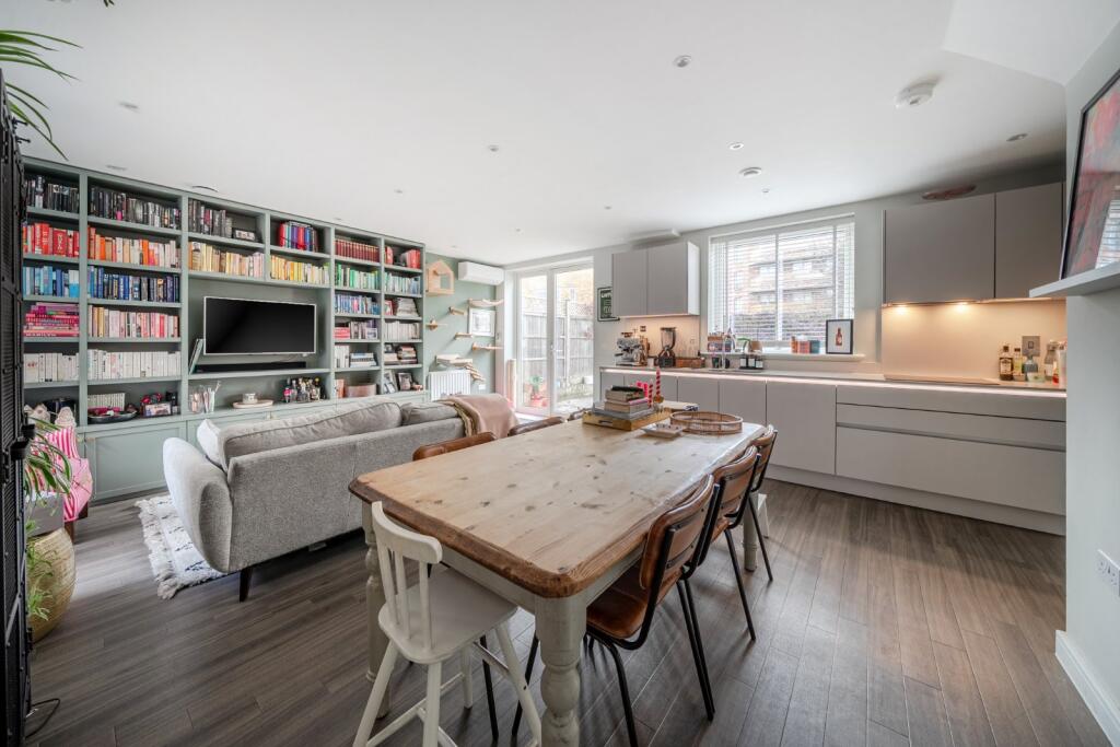 Main image of property: Davenant Way, Acton, London, W3