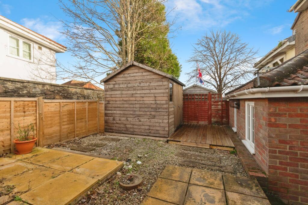 Apartment in Bristol, Kingswood - View 5