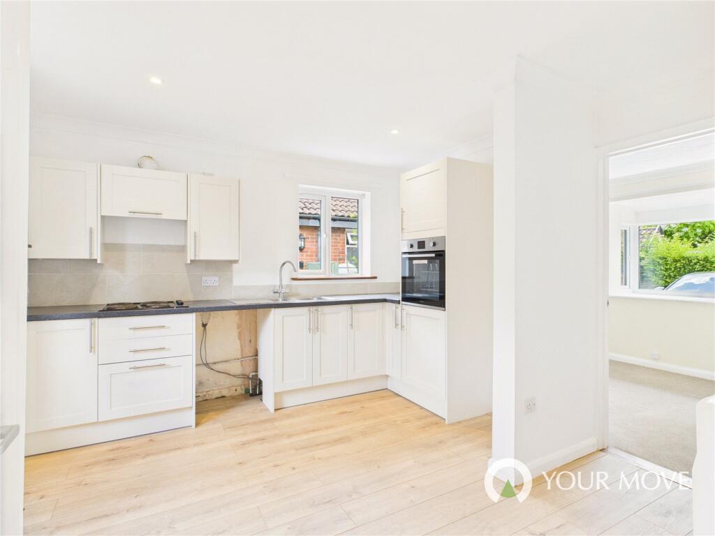 Holly Court, Harleston, Norfolk, IP20 photo 3