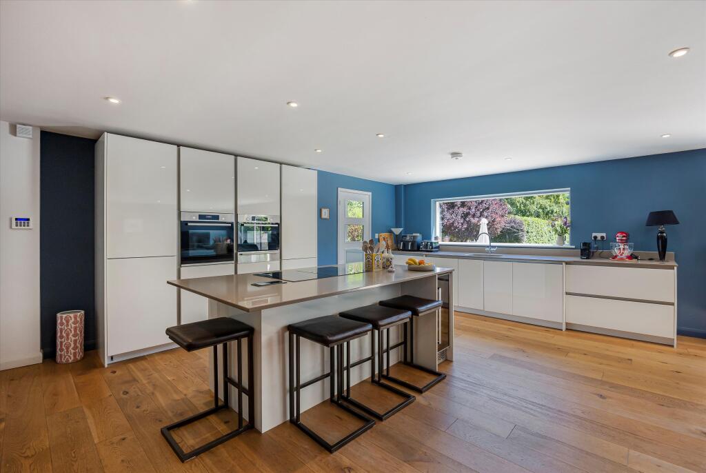 House in South Oxfordshire, Shiplake - View 3