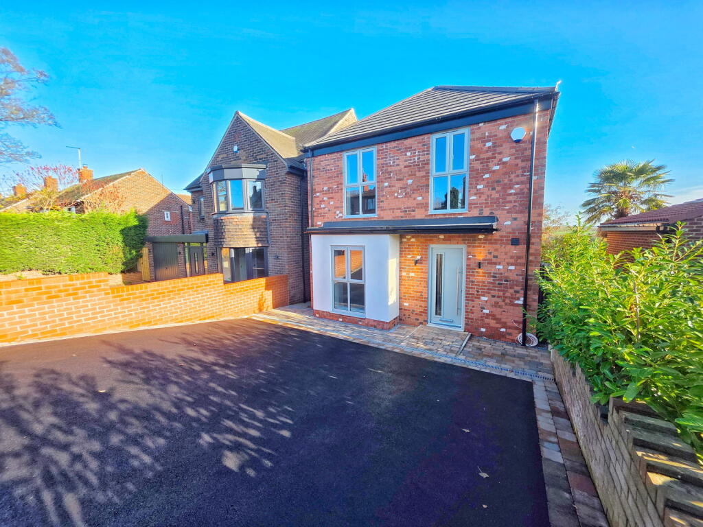 Main image of property: Edderthorpe Lane, Darfield, Barnsley, S73 9AT