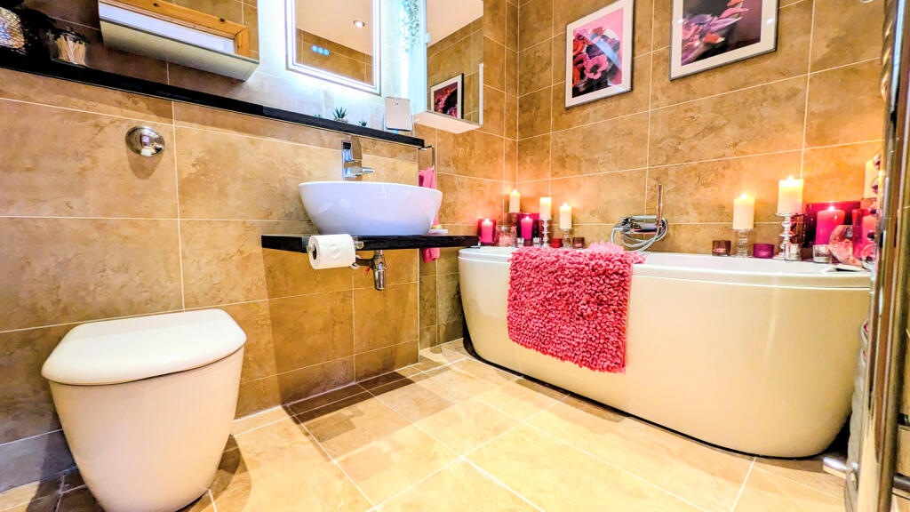House in Cardiff, Vaynor - View 4