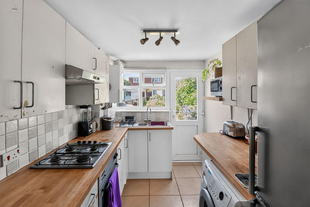 House in Bournemouth, Bournemouth, Christchurch and Poole - View 3