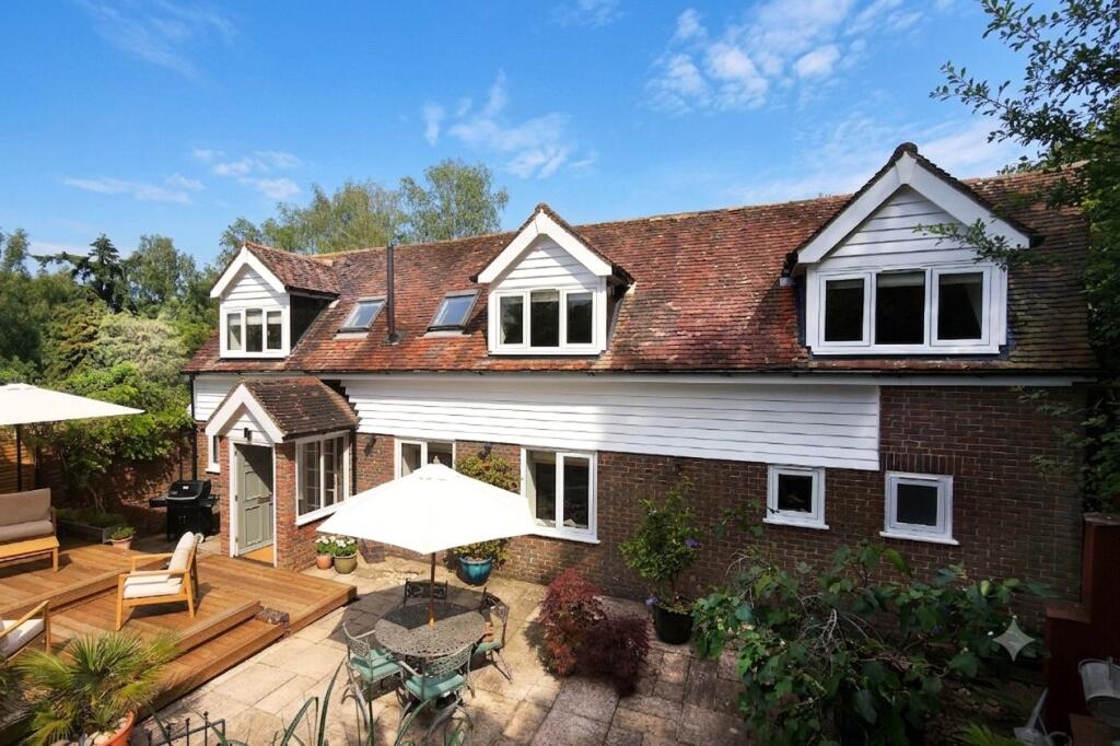 Main image of property: The Old Stables, Oaklands Manor, Oaklands Lane, TN33