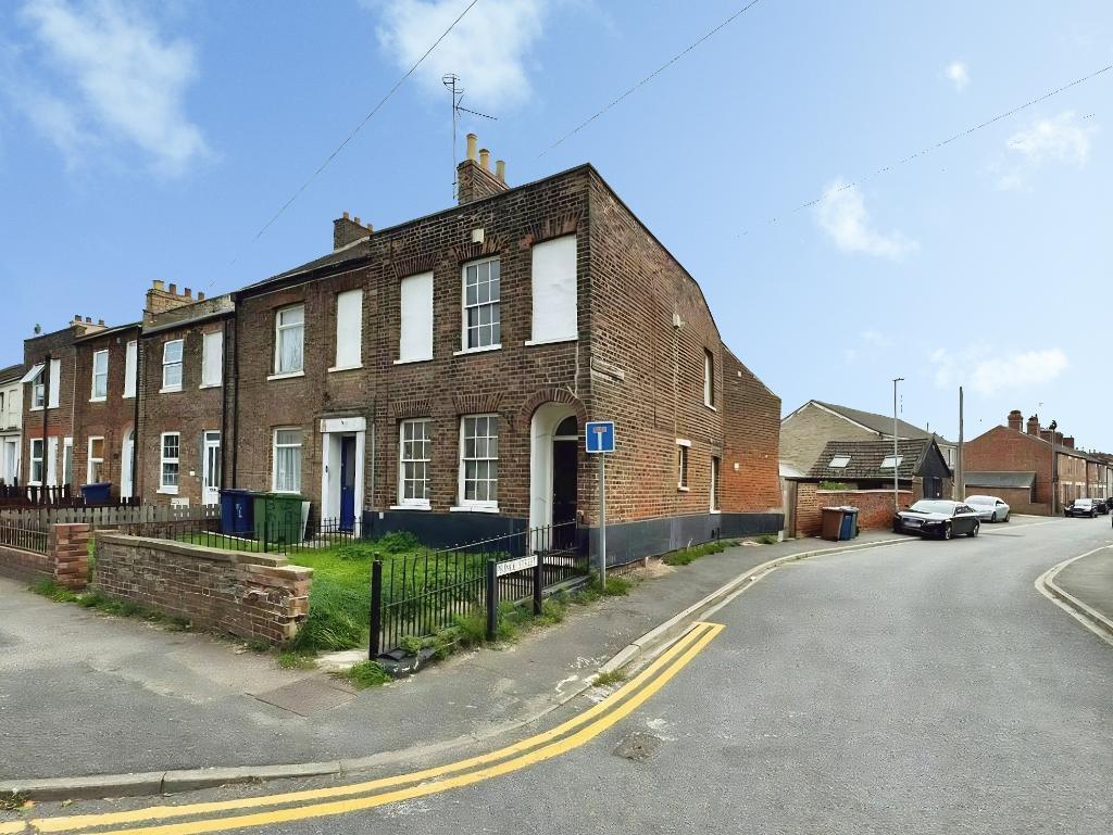 3-bed terraced on Norwich Road, Wisbech, Cambridgeshire, PE13 2AZ, £110,000