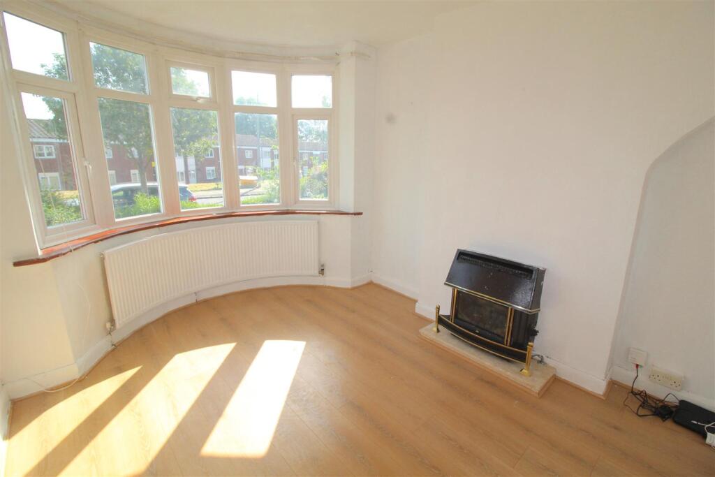 House in Birmingham, Acocks Green - View 2