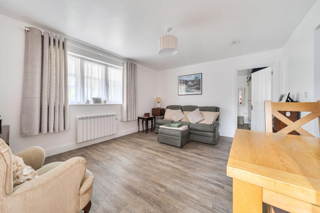 Apartment in Shepton Mallet, Somerset - More