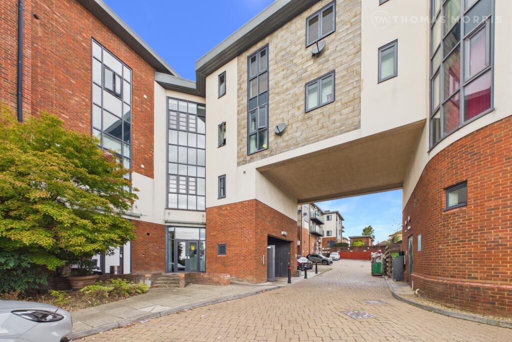 Main image of property: Dunthorne Way, Grange Farm, Milton Keynes, Buckinghamshire, MK8
