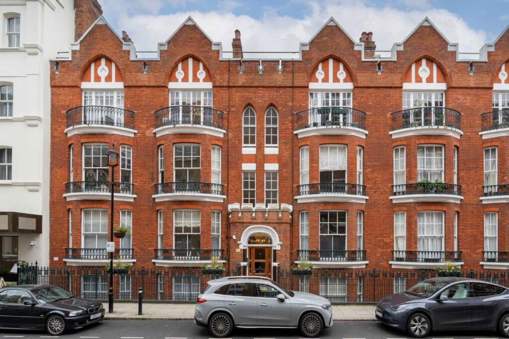 Main image of property: Portman Mansions, Marylebone