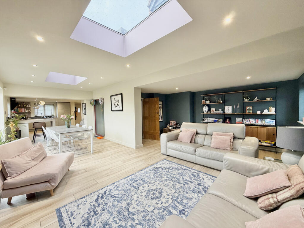 Main image of property: Ashorne, Warwick, Double Garage + Outdoor Office