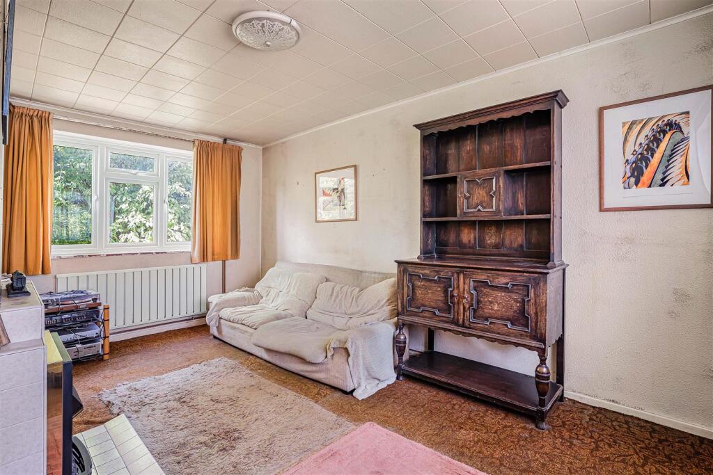 House in London - View 2