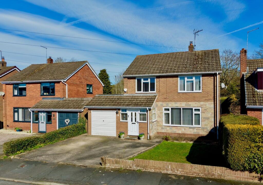 Main image of property: Tarporley Road, Whitchurch, SY13