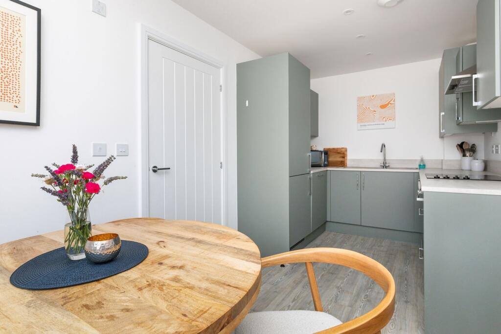 Snowdrop Way, Horsham, RH12 - View 4