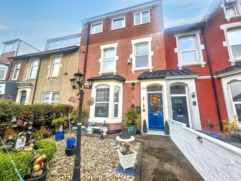 Main image of property: Whitley Road, WHITLEY BAY, Whitley Bay, Tyne and Wear, NE26 2ET