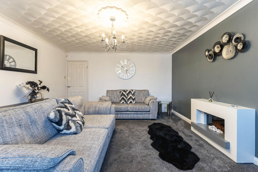 House in Barnsley, Athersley - More