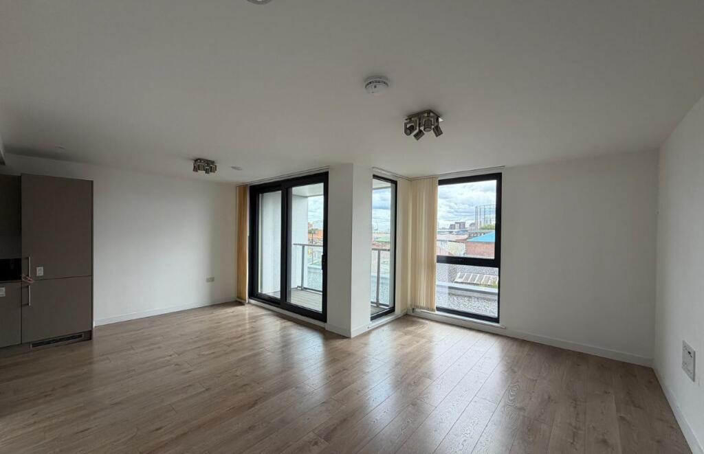Apartment in London - View 5