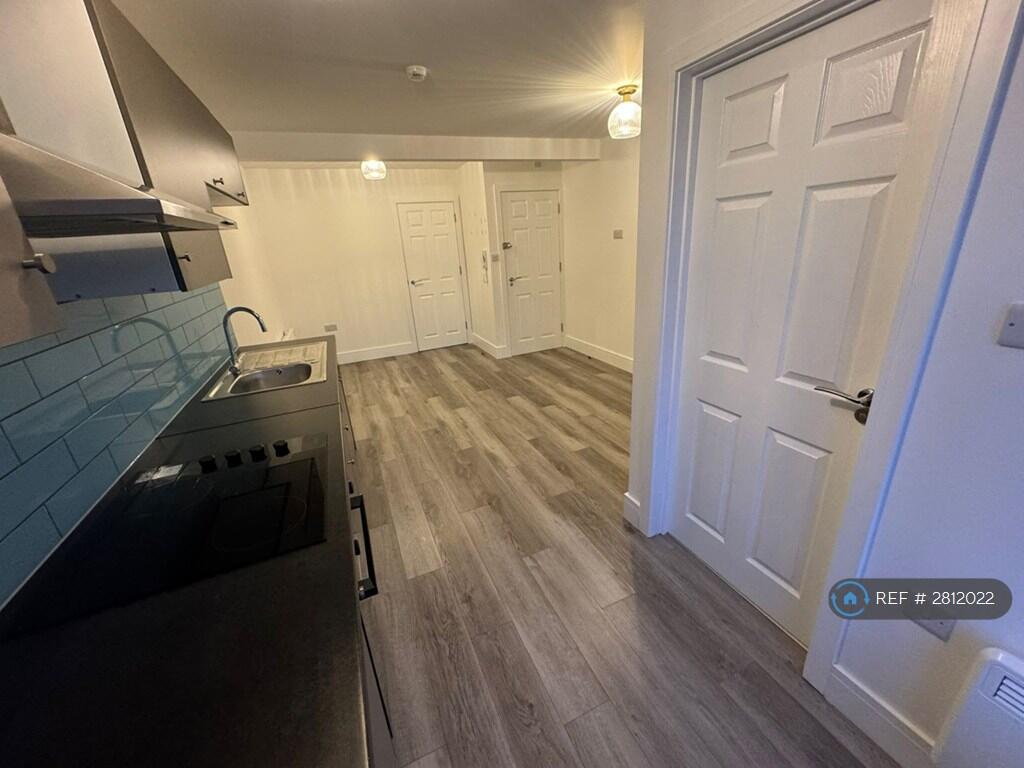 Main image of property: Birmingham Road, Bromsgrove, B61