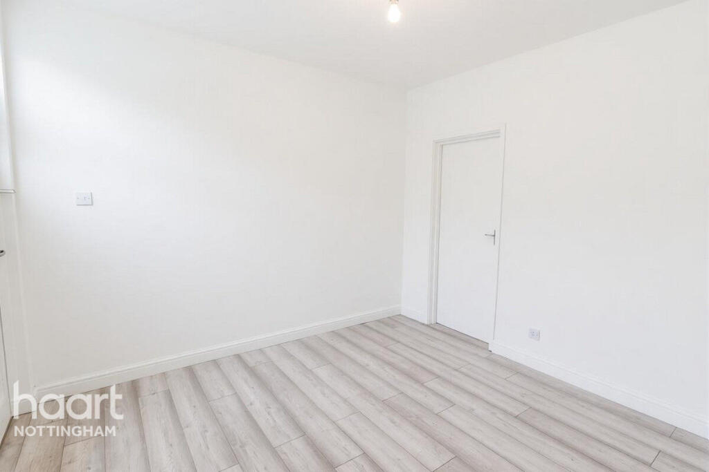 House in Nottingham - View 2