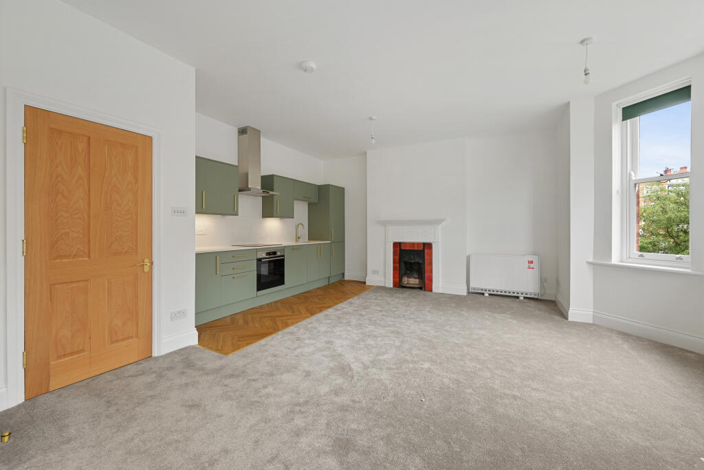 3 bedroom flat for rent