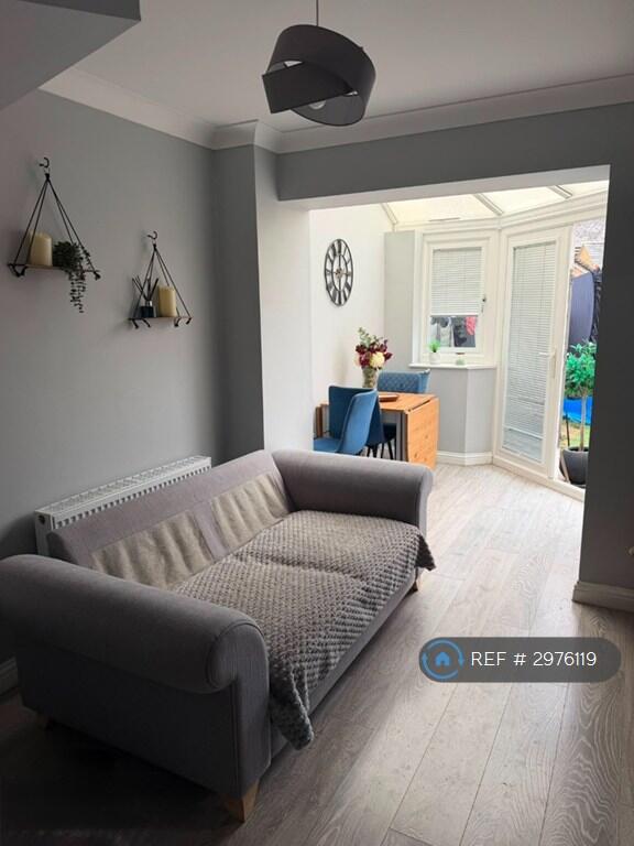 House in Peterborough - View 4