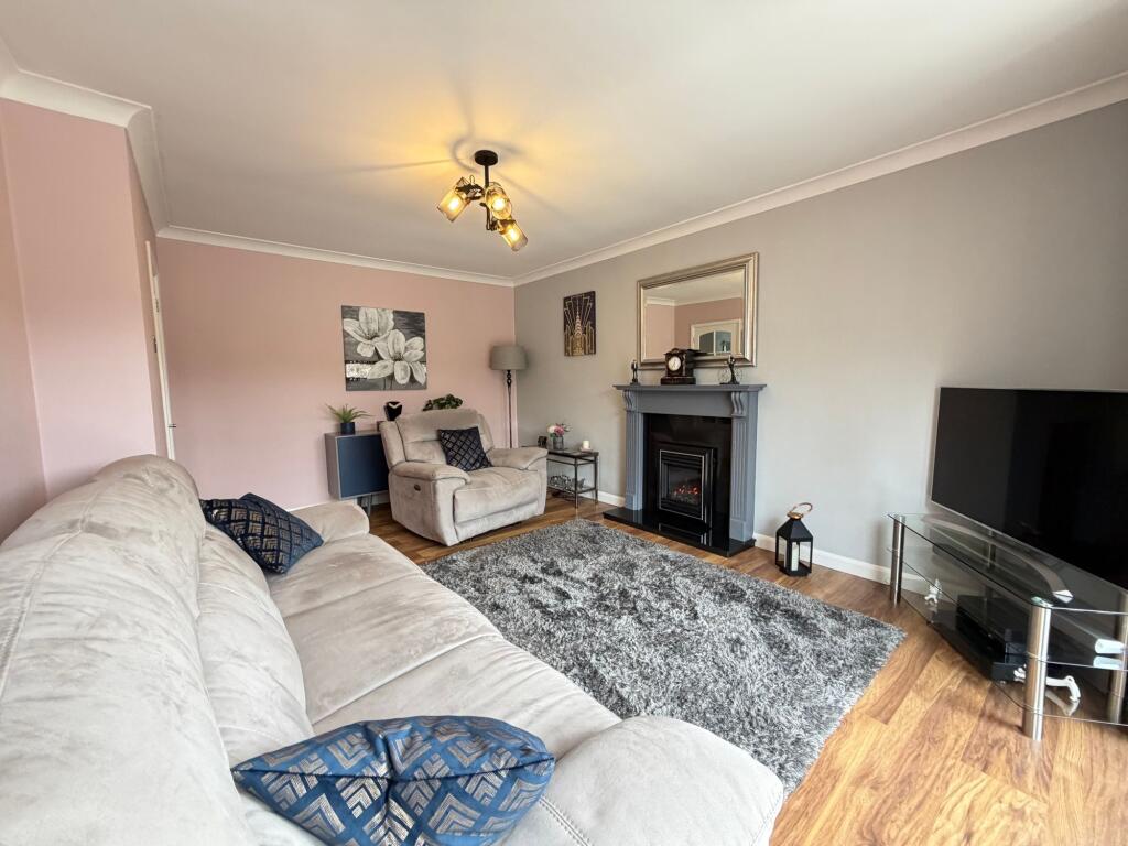 Richmond Road, Carlton-In-Lindrick, S81 photo 3