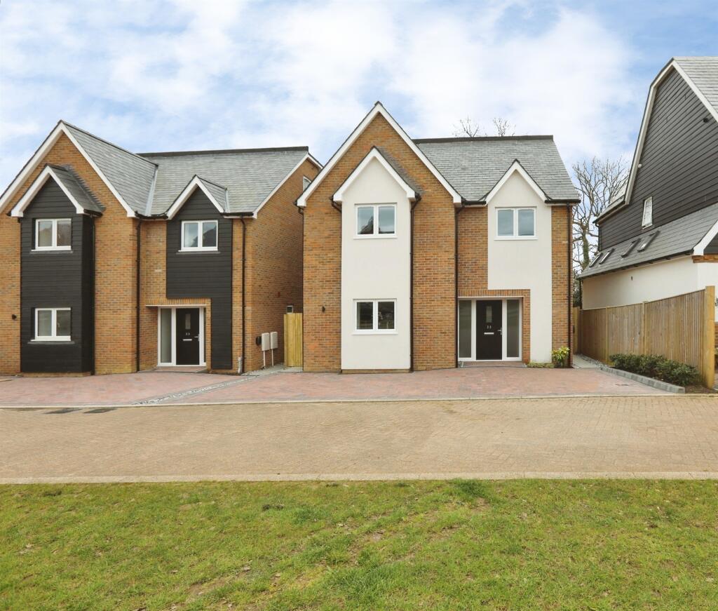 Main image of property: Town Wood Close, Lindfield, Haywards Heath