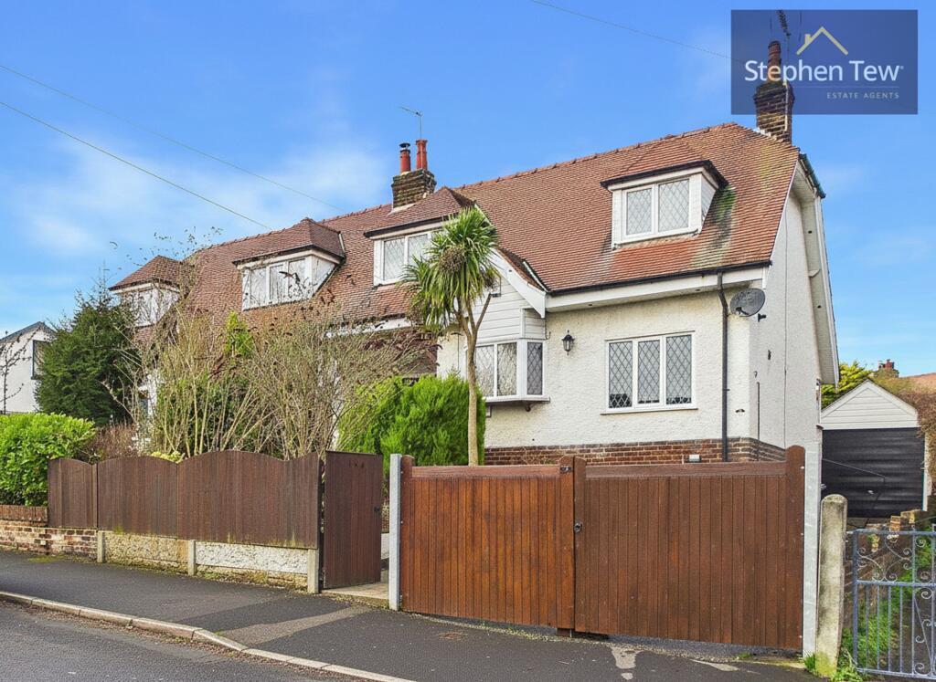 2-bed semi-detached on Normoss Road, Blackpool, FY3, £230,000